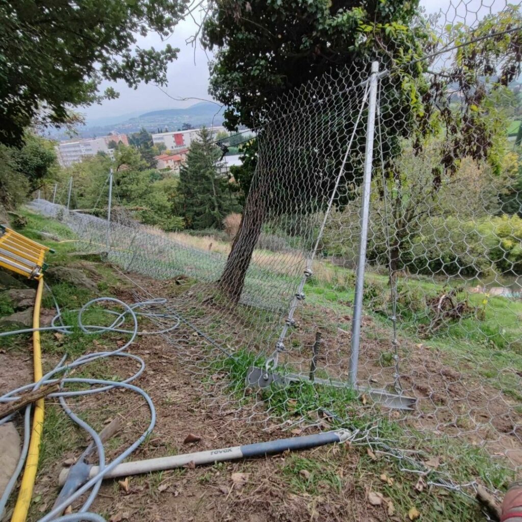 Barrière anti éboulement